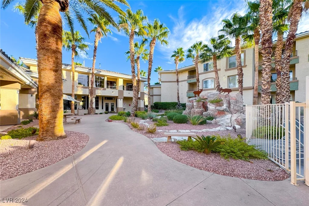 7147 Durango, Las Vegas, NV 89113