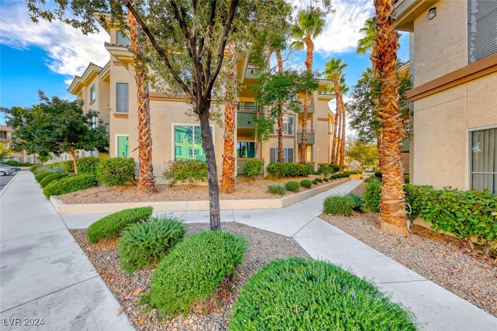 7147 Durango, Las Vegas, NV 89113