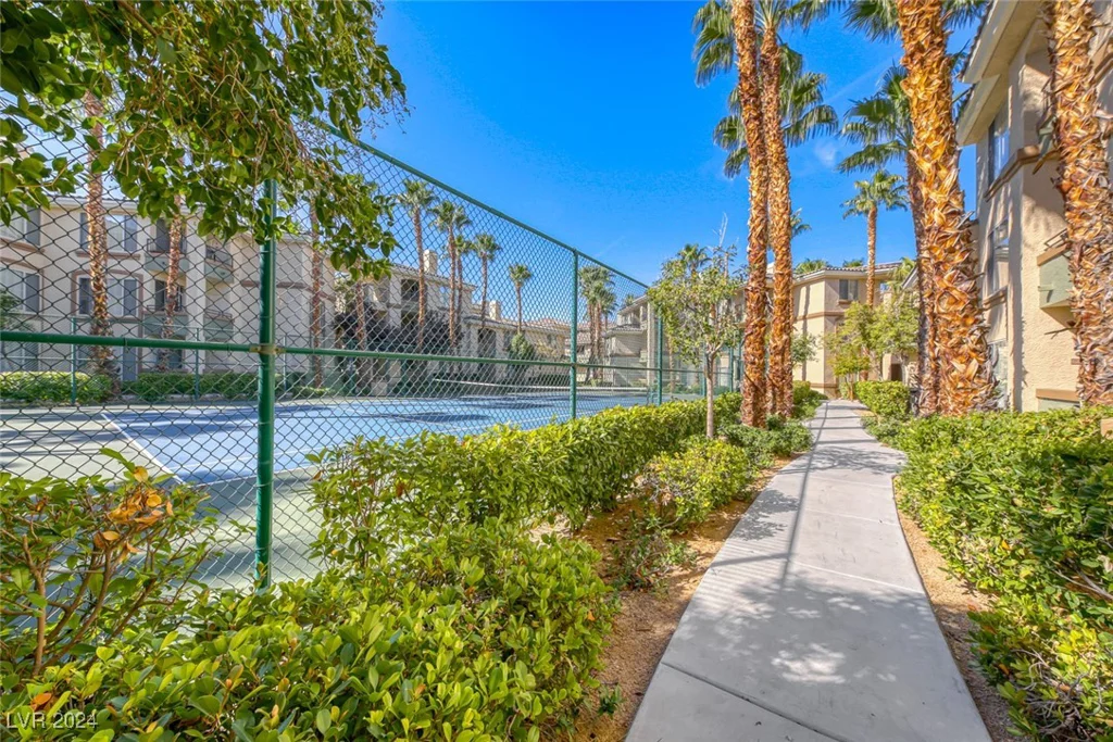 7147 Durango, Las Vegas, NV 89113