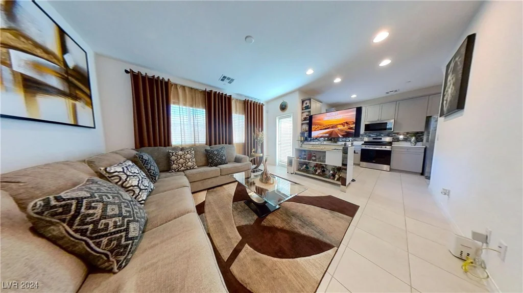 417 Desert Cadence, Henderson, NV 89011