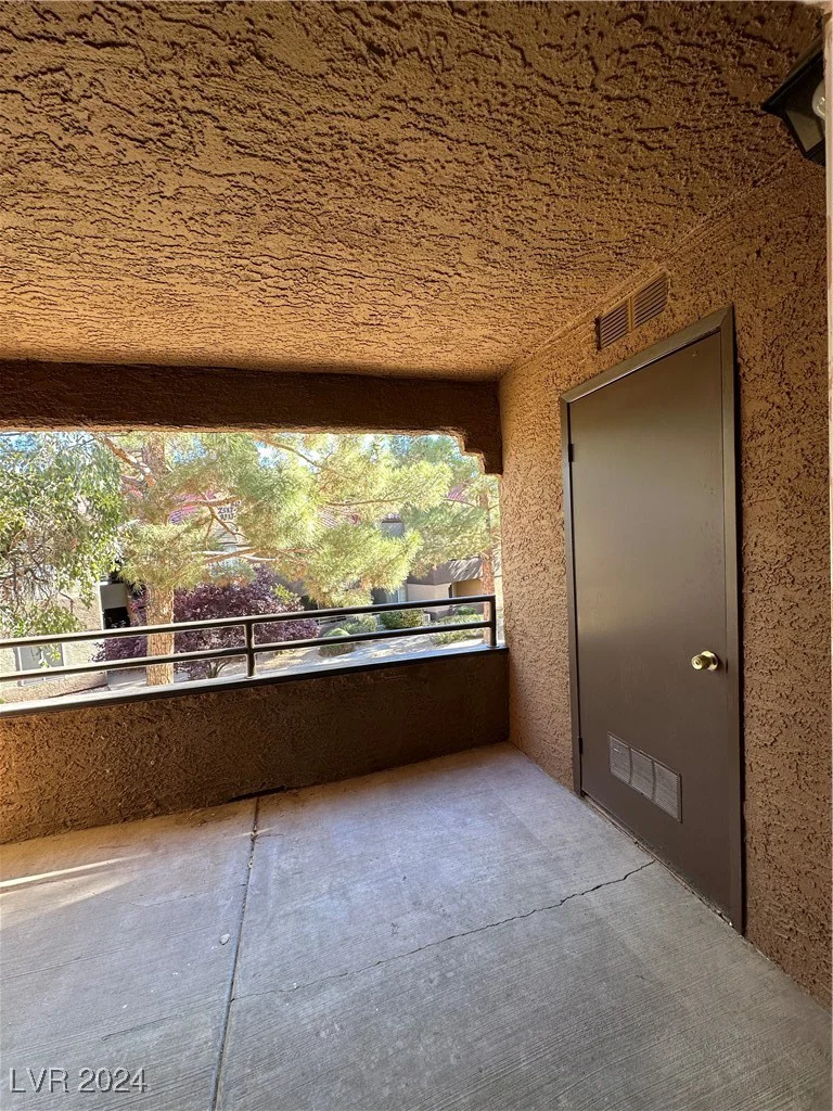 2200 Fort Apache, Las Vegas, NV 89117