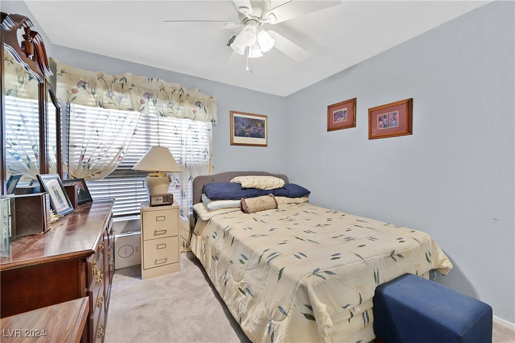8474 Chinook Candy, Las Vegas, NV 89113