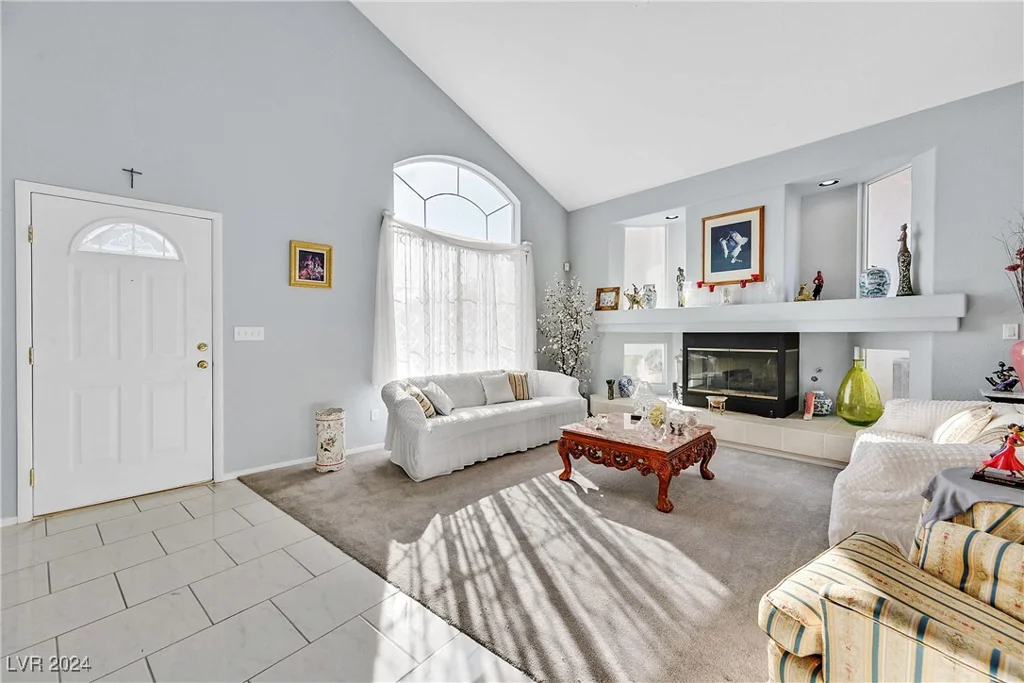 8474 Chinook Candy, Las Vegas, NV 89113