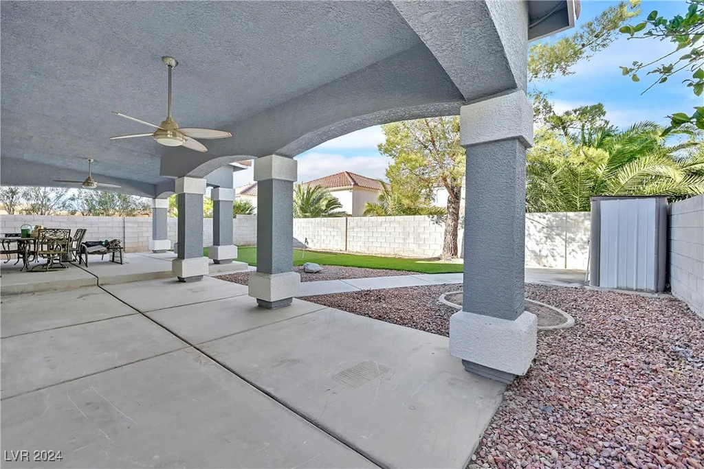 8474 Chinook Candy, Las Vegas, NV 89113