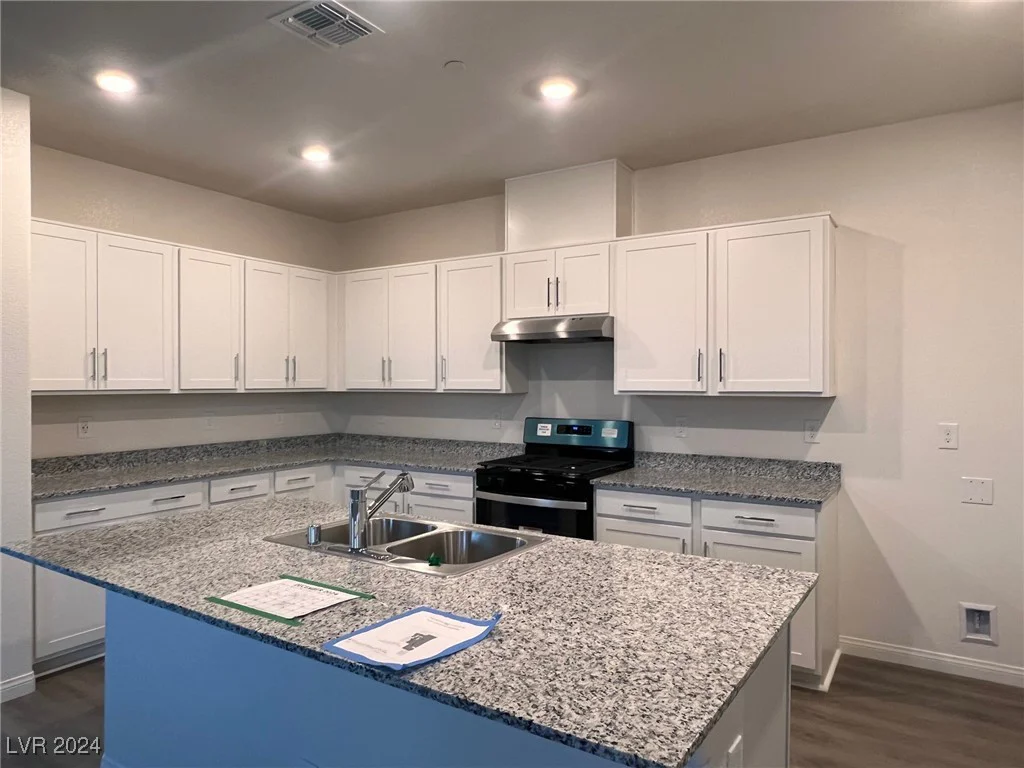 705 Icy Fjord, Henderson, NV 89015