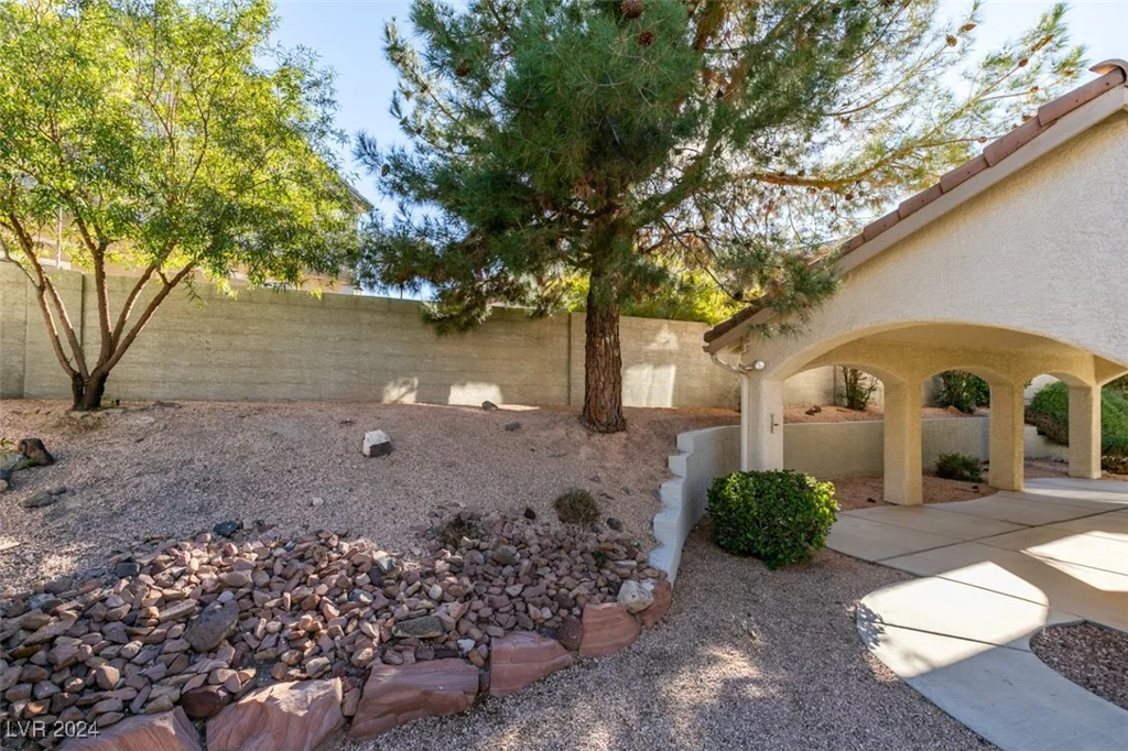 991 Upper Meadows, Henderson, NV 89052