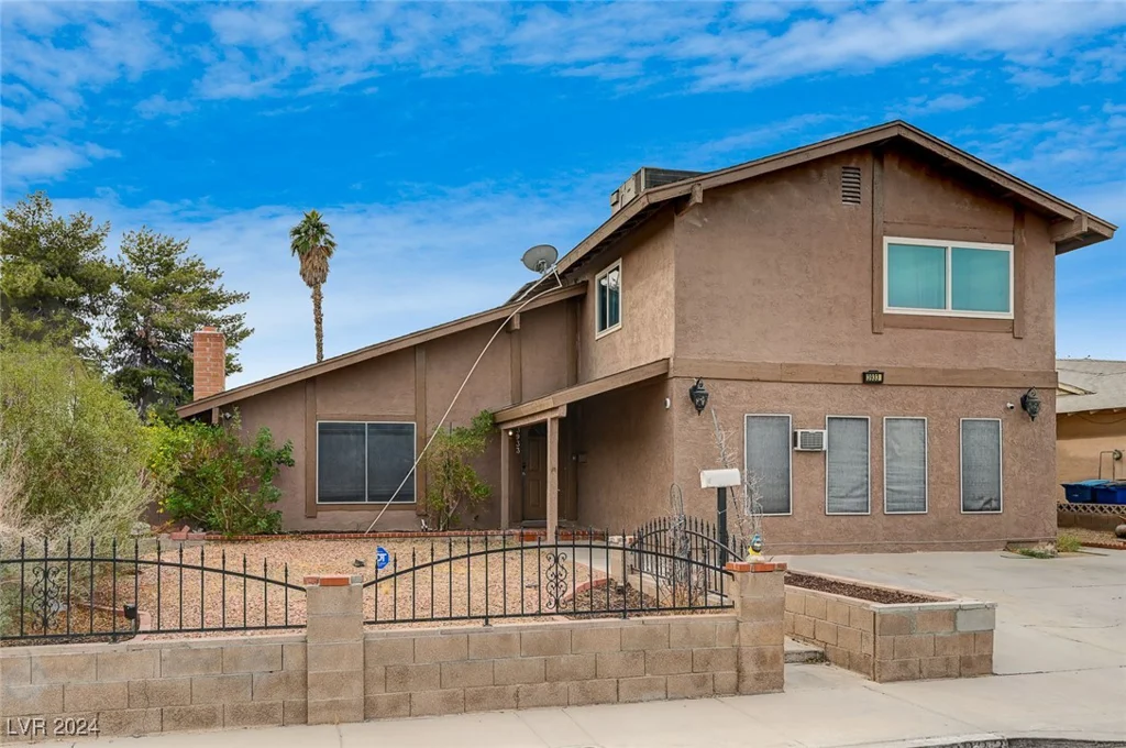 3933 Manford, Las Vegas, NV 89104