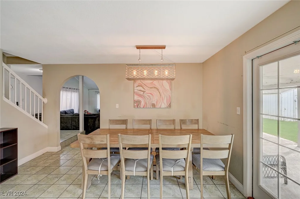 3933 Manford, Las Vegas, NV 89104