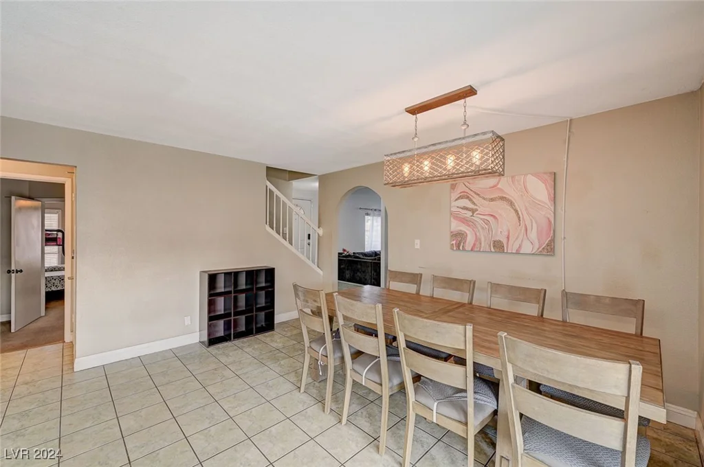 3933 Manford, Las Vegas, NV 89104
