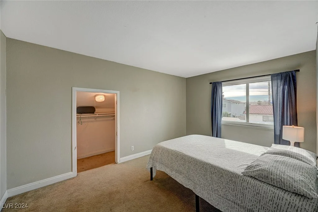 3933 Manford, Las Vegas, NV 89104