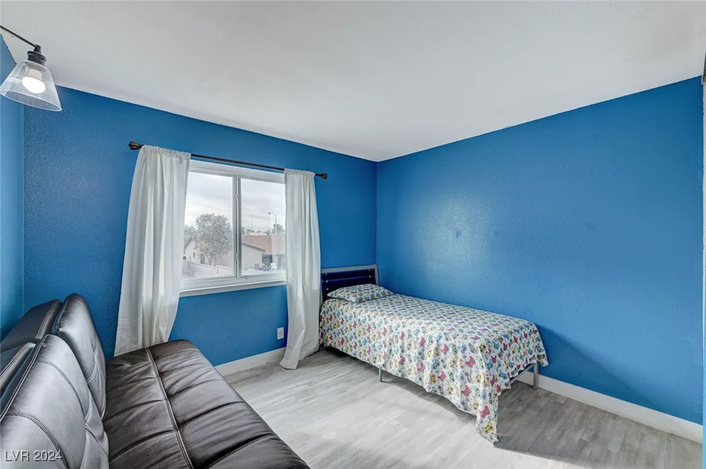 3933 Manford, Las Vegas, NV 89104