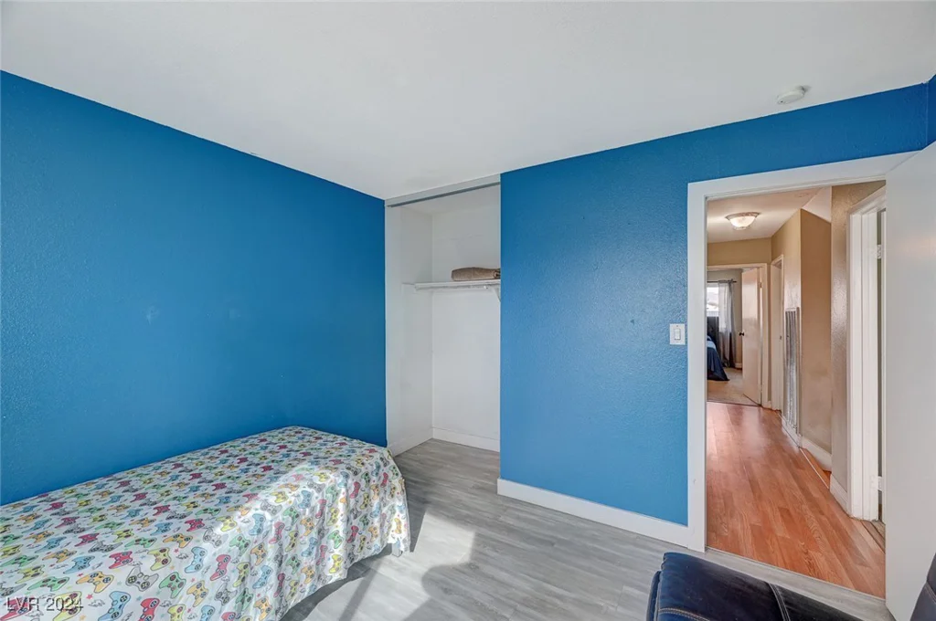 3933 Manford, Las Vegas, NV 89104