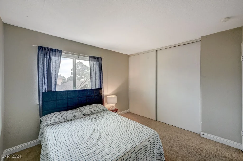 3933 Manford, Las Vegas, NV 89104