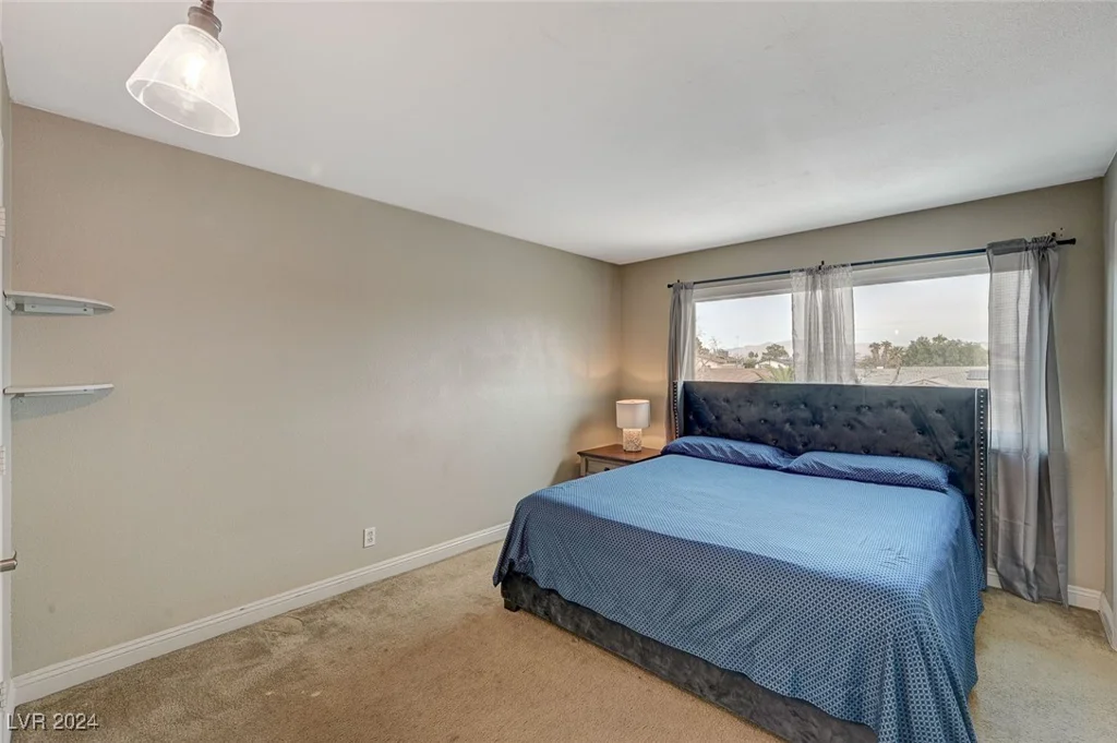 3933 Manford, Las Vegas, NV 89104