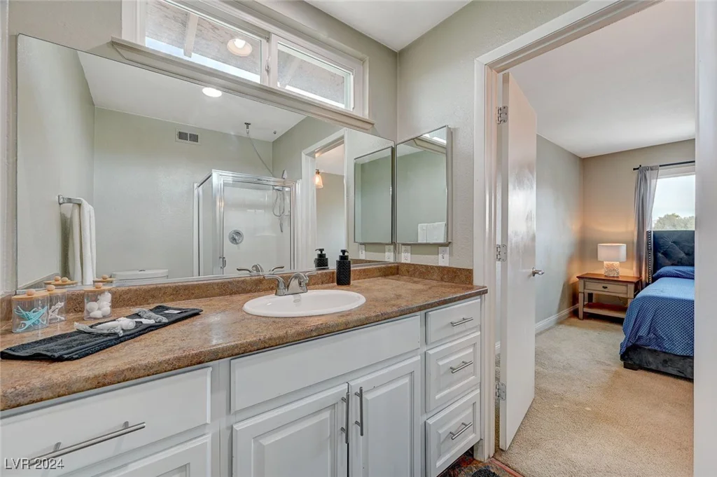 3933 Manford, Las Vegas, NV 89104