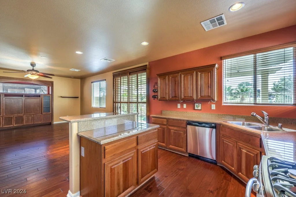 315 Foster Springs, Las Vegas, NV 89148