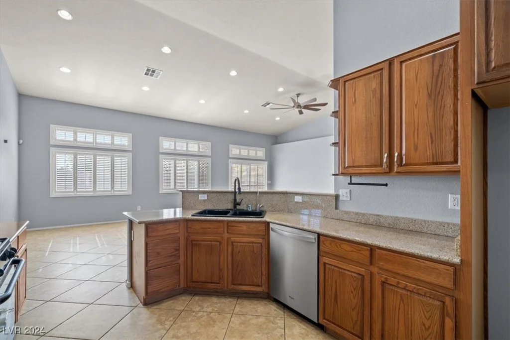 3413 CANTURA BLUFF, North Las Vegas, NV 89031