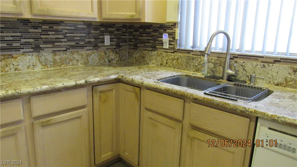 8637 Stone Harbor, Las Vegas, NV 89145