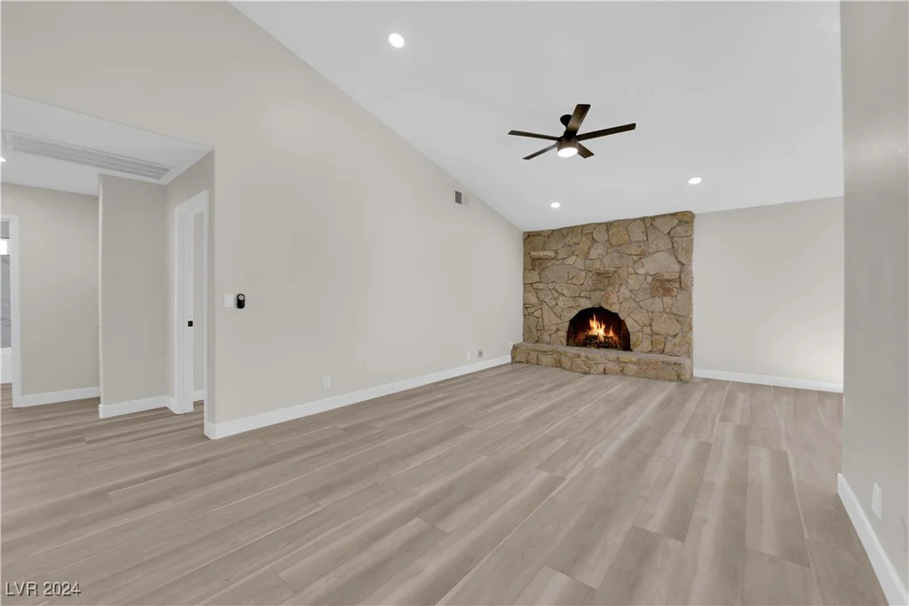 6555 Shasta, Las Vegas, NV 89103