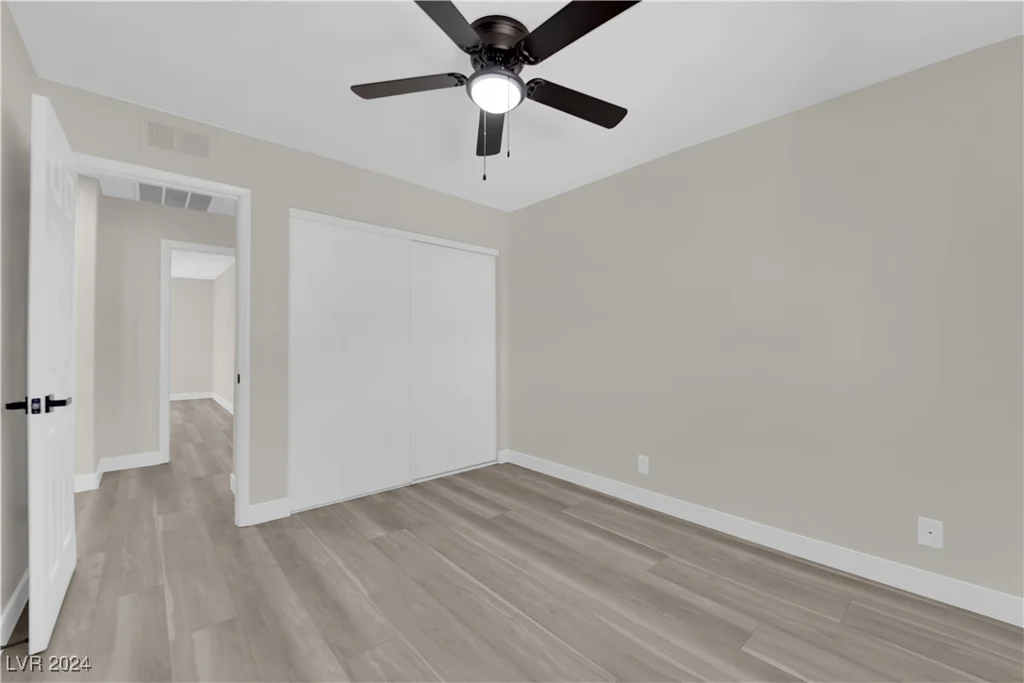 6555 Shasta, Las Vegas, NV 89103