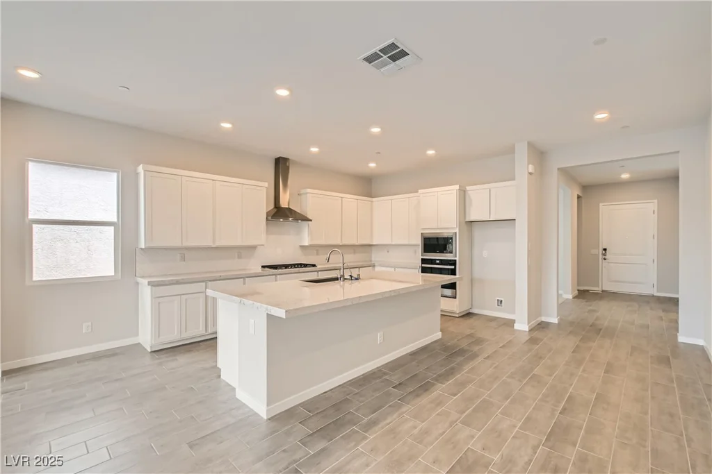 853 Bittern Lake, Henderson, NV 89011