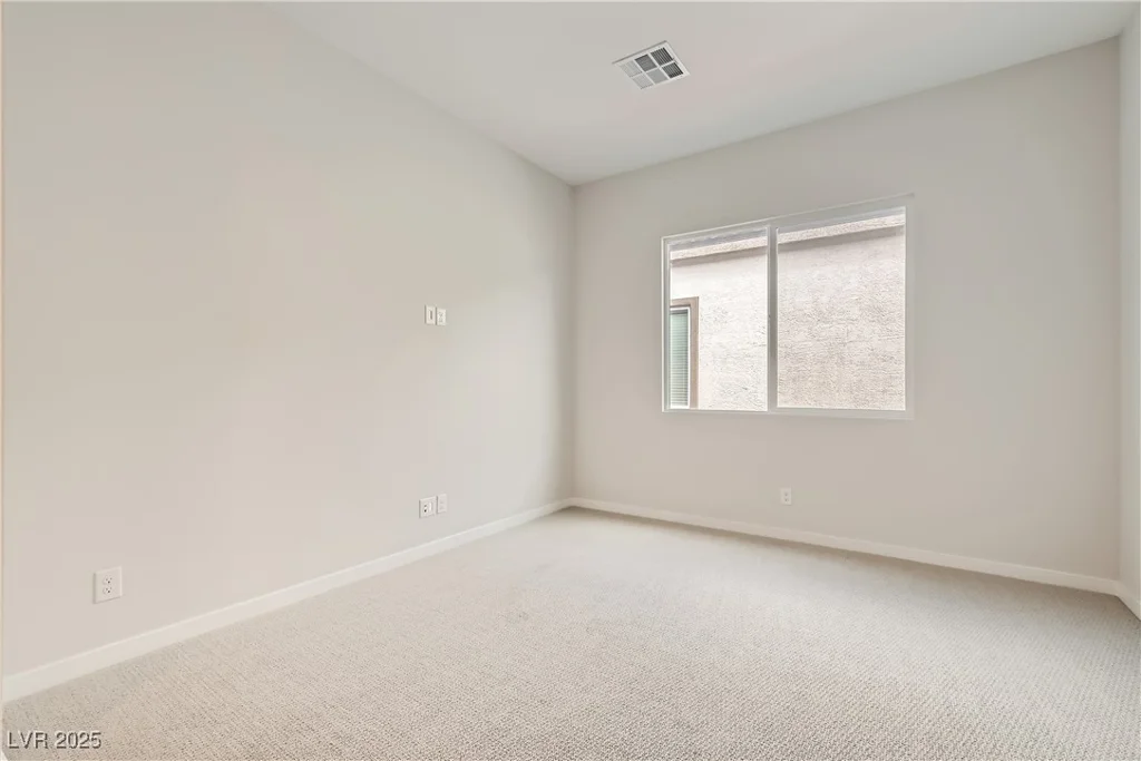 853 Bittern Lake, Henderson, NV 89011