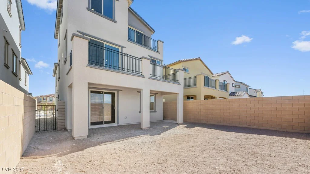 651 Water, Henderson, NV 89015