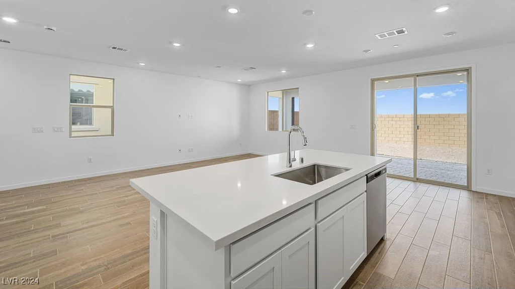 651 Water, Henderson, NV 89015