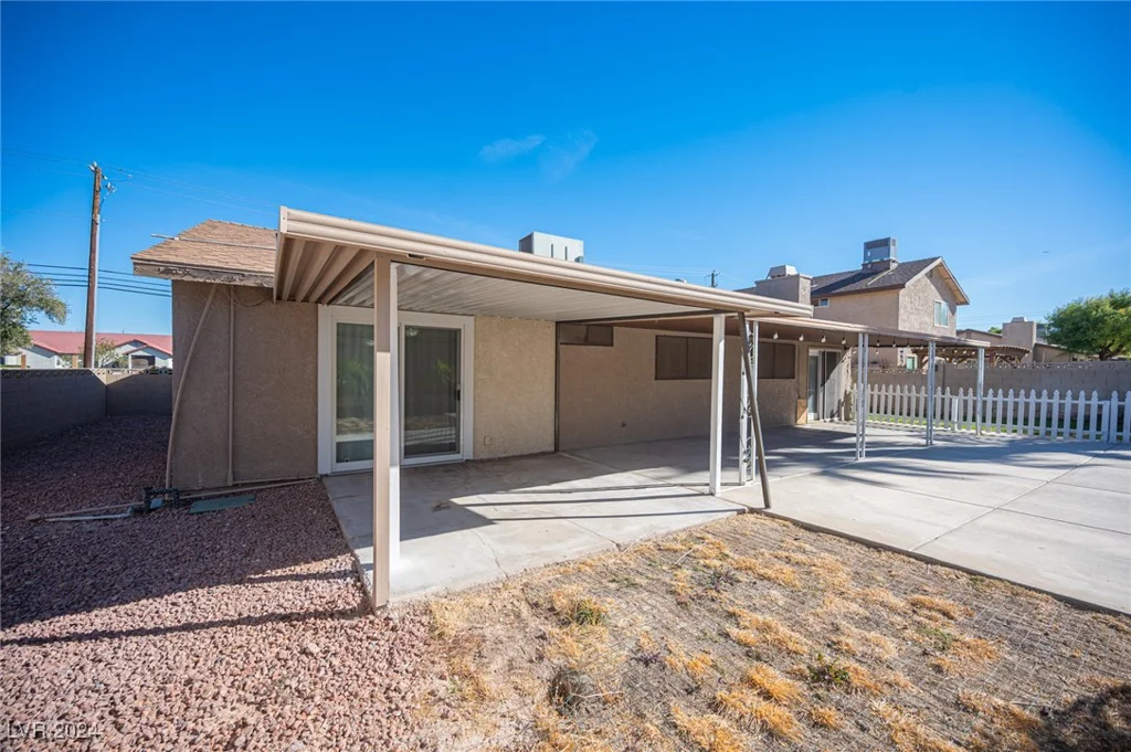 5435 Mountain Vista, Las Vegas, NV 89120