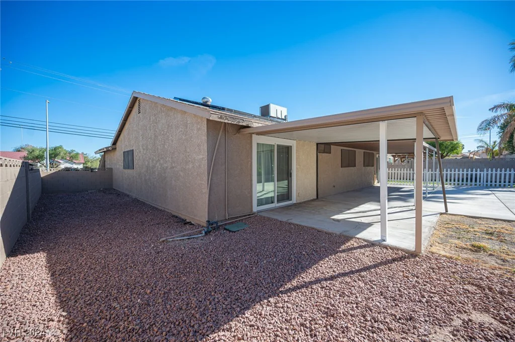 5435 Mountain Vista, Las Vegas, NV 89120