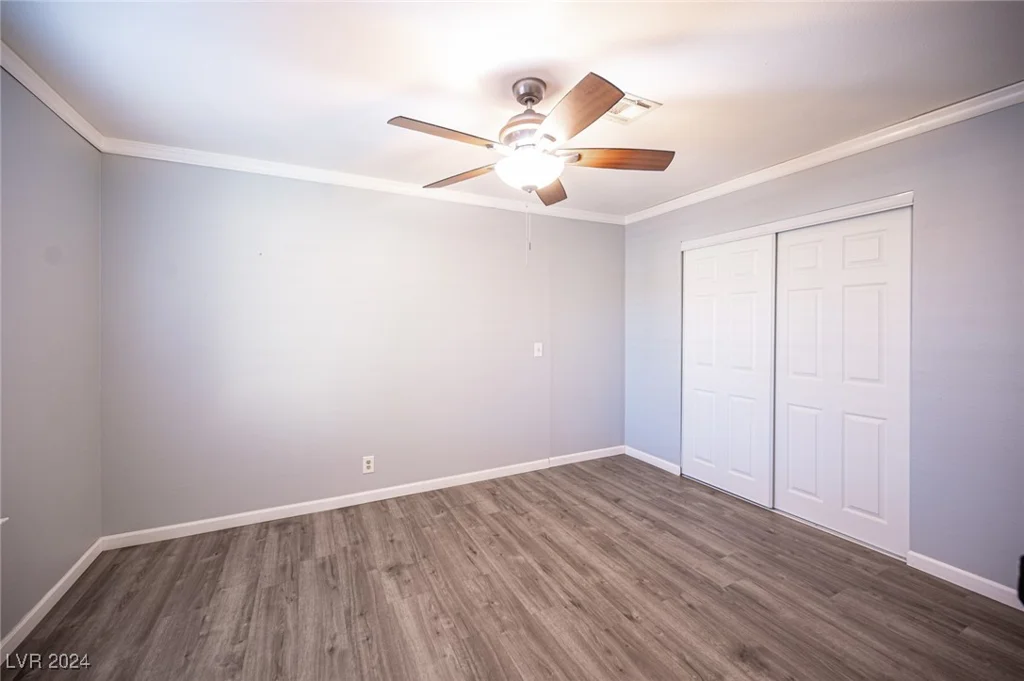 5435 Mountain Vista, Las Vegas, NV 89120