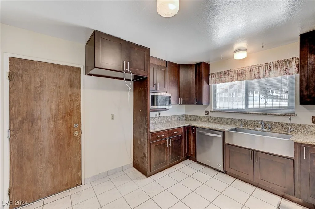 713 Sam Jonas, Las Vegas, NV 89145