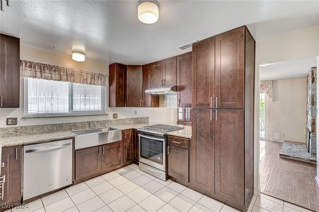 713 Sam Jonas, Las Vegas, NV 89145