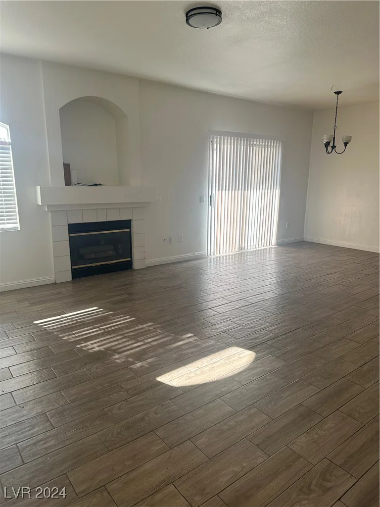 5415 Harmon, Las Vegas, NV 89103