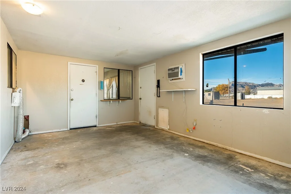 2360 Greyhound, Pahrump, NV 89060