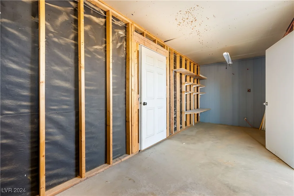 2360 Greyhound, Pahrump, NV 89060