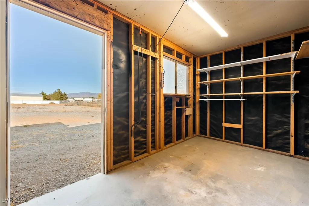 2360 Greyhound, Pahrump, NV 89060