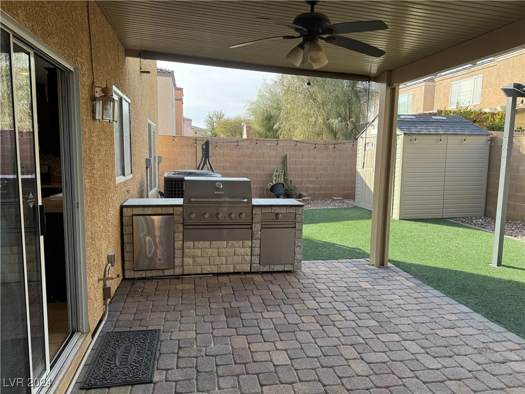 9092 Iron Cactus, Las Vegas, NV 89148