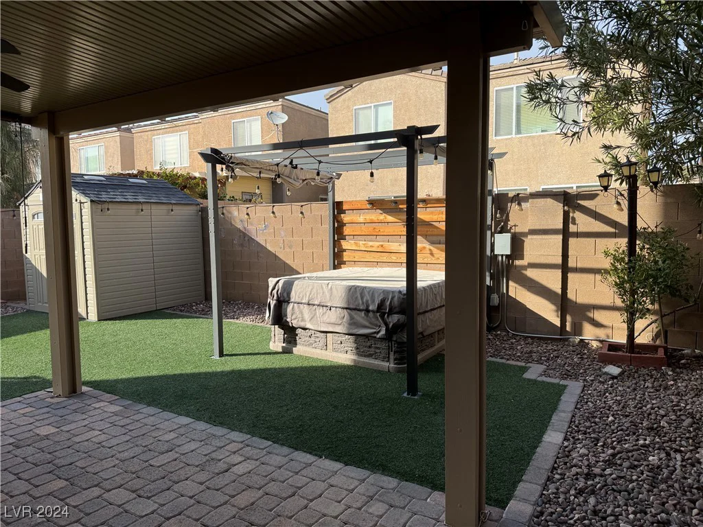 9092 Iron Cactus, Las Vegas, NV 89148