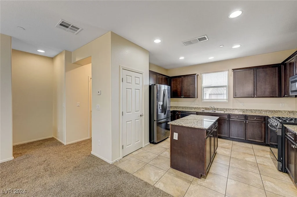 4591 Woolcomber, Las Vegas, NV 89115