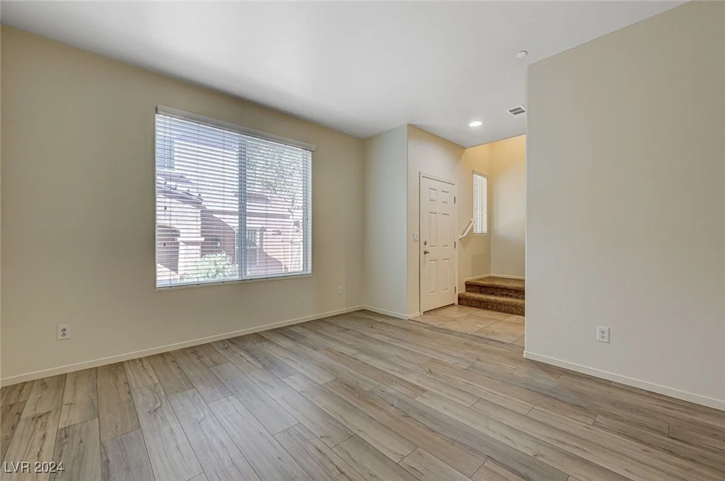 4591 Woolcomber, Las Vegas, NV 89115