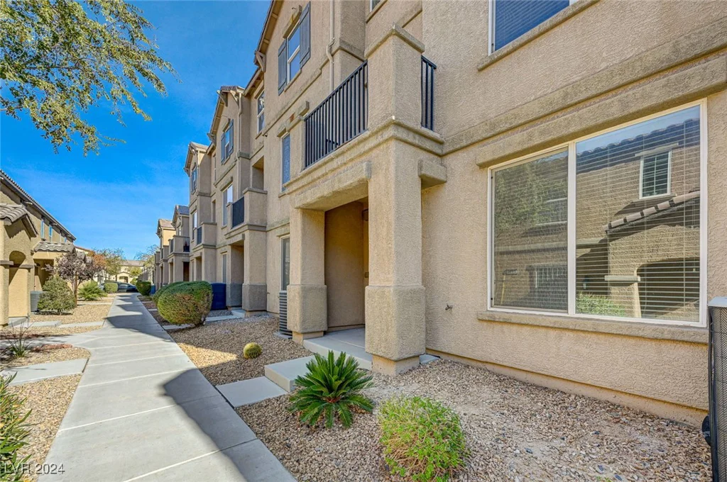 4591 Woolcomber, Las Vegas, NV 89115