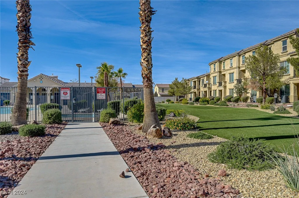 4591 Woolcomber, Las Vegas, NV 89115