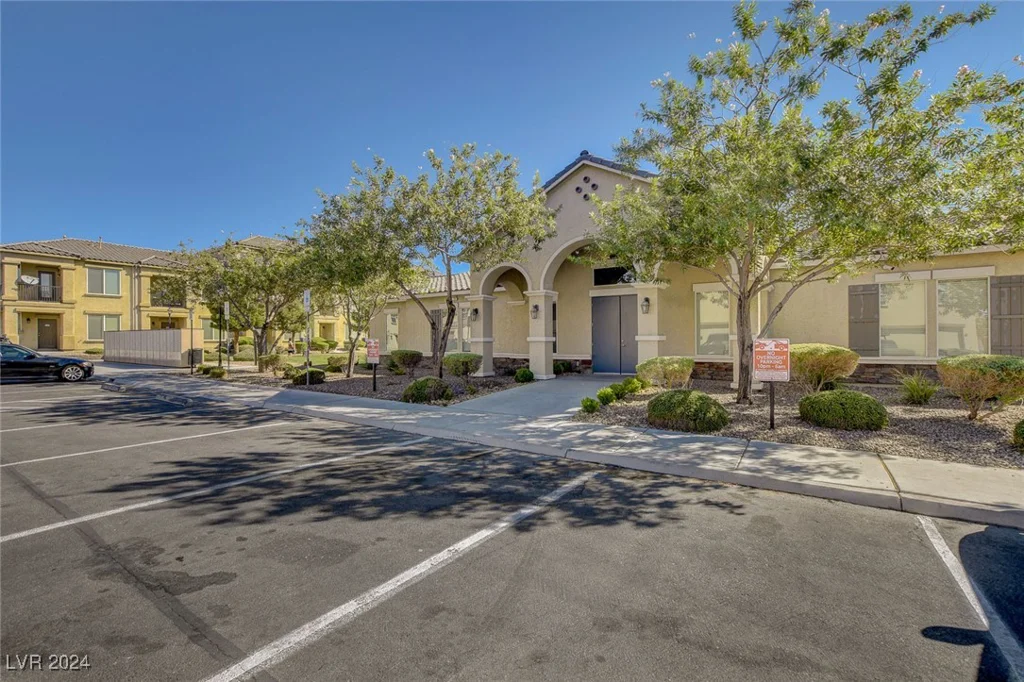4591 Woolcomber, Las Vegas, NV 89115