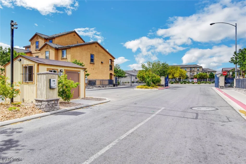 4591 Woolcomber, Las Vegas, NV 89115