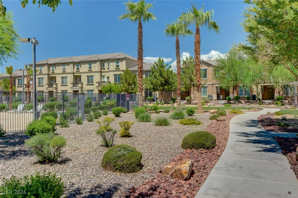 4591 Woolcomber, Las Vegas, NV 89115
