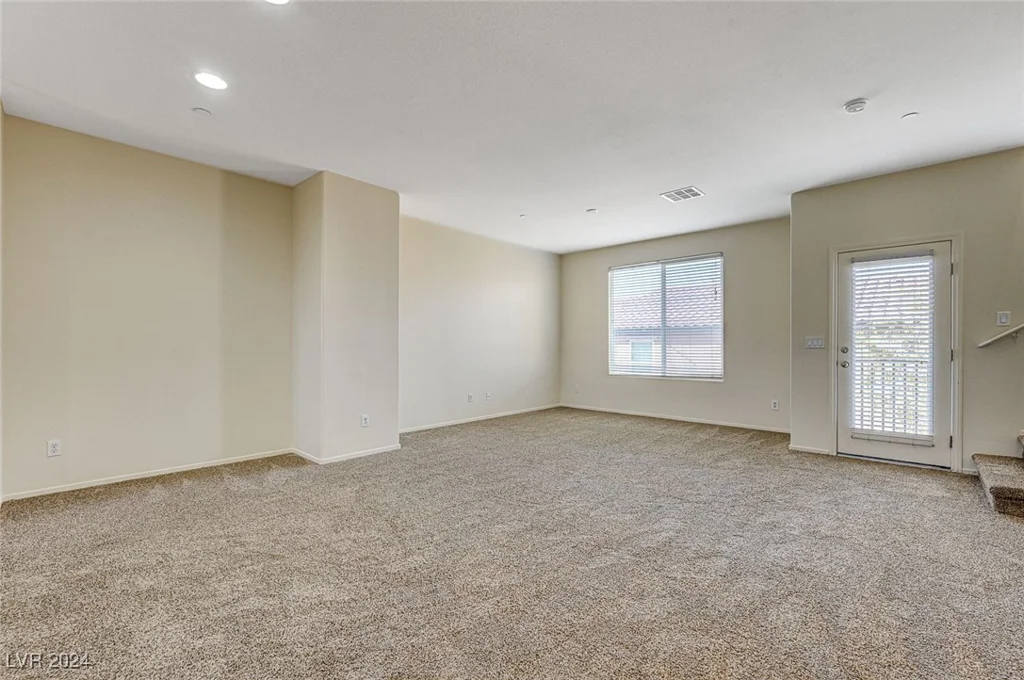 4591 Woolcomber, Las Vegas, NV 89115