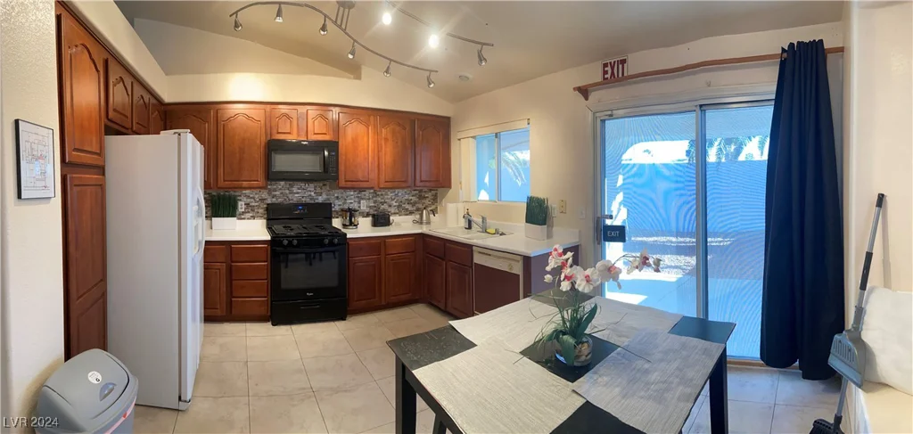 6529 Cordelle, Las Vegas, NV 89156