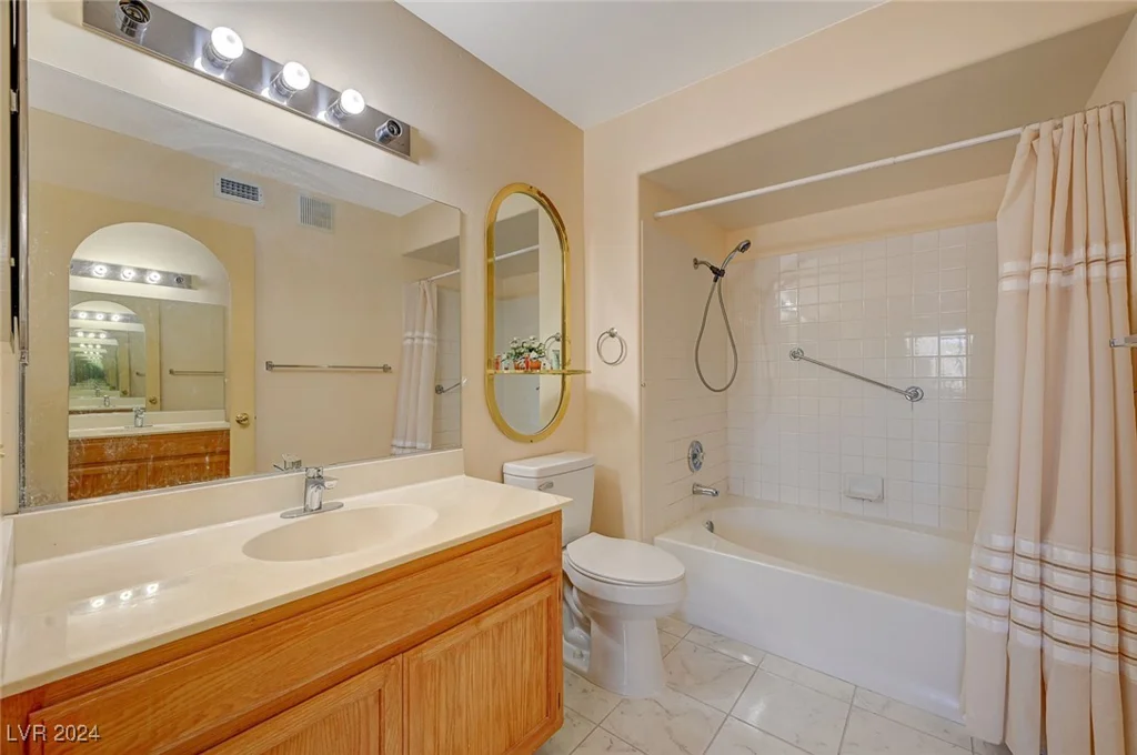 9070 Spring Mountain, Las Vegas, NV 89117