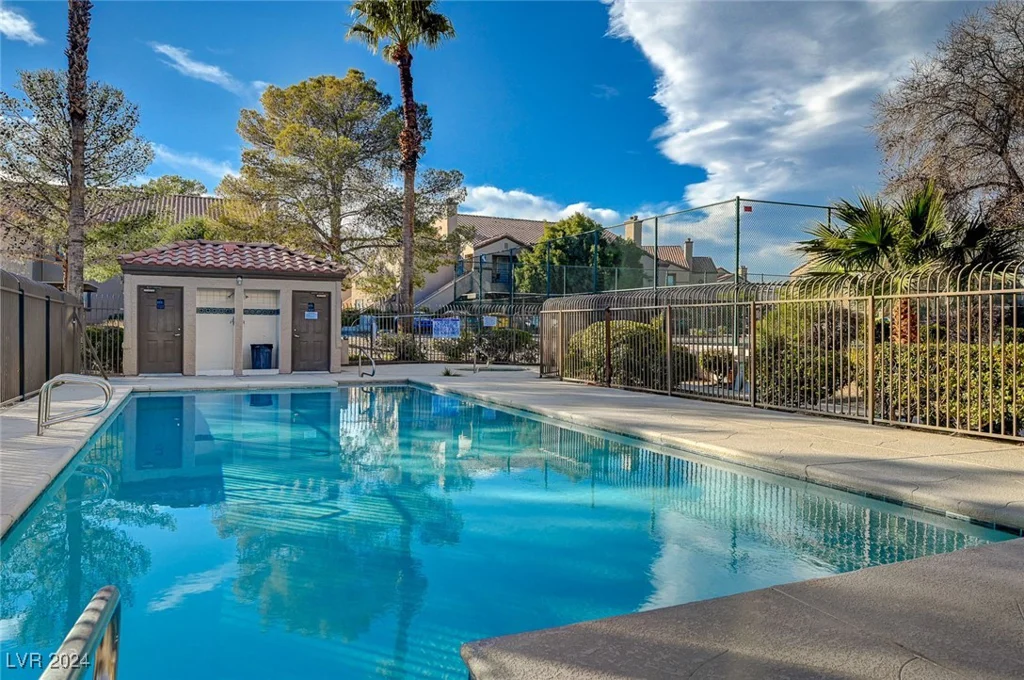 9070 Spring Mountain, Las Vegas, NV 89117